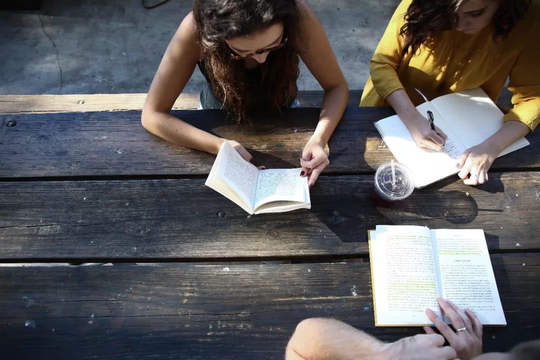 致迷茫的留学生:傻傻努力是廉价品,锻炼眼光和格局才是正事