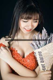 ±êÇ©£¬ÄÚÈÝʹÓÃÁË<mycontent>±êÇ©¡£
¸ñʽ·ûºÏÒªÇó£ºÐ¡±êÌâʹÓÃÁ½¸ö#·ûºÅ£¬ÄÚÈÝûÓнâÊÍÓï¡£
×îºó£¬×¢Ò⣺ÎÄÖгöÏֵĹ«Ê½£¬ÇëʹÓÃLaTeXÅŰ档µ«±¾ÎÄÖÐûÓй«Ê½£¬ËùÒÔ²»ÐèÒª¡£
È·±£ÎÄÕ²»³öÏÖ¹ã¸æÄÚÈÝ£¬±¾ÎÄÃ