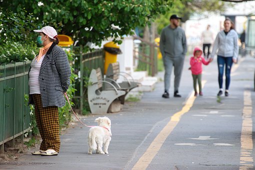 性格非常倔强的女生如何解决