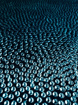 师:敬了一杯酒?你看得比他多,富有想象力...