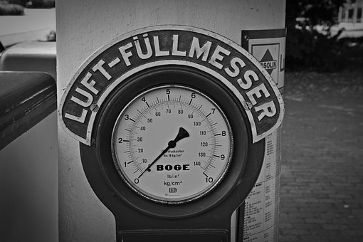 ����ʫ���ƴ�ʫ����������д�ġ�