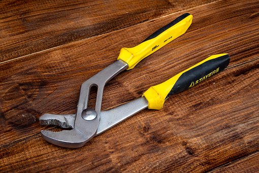 8��5��21�����磬һ������6.6��ֽ���Һ��...