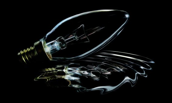 文科院校和专业的数量相对较少,这给文科生...