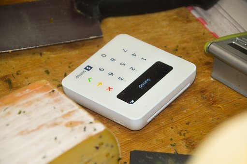 下一步,我校也必将长抓常做,规范课堂,努...