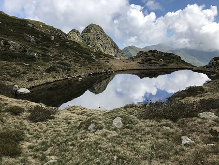 Ժ󣬺˵ǴˣʵҶᡱǡ