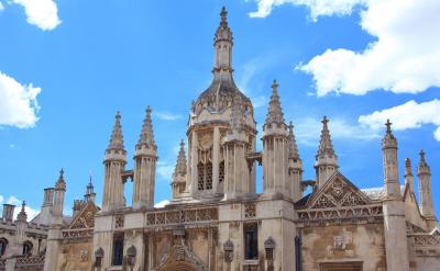 答案：不能替换。因为 “速率常数” 准确