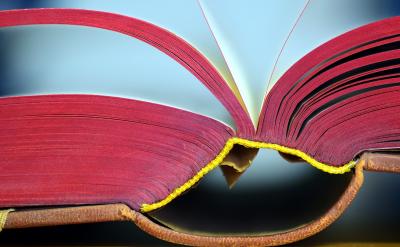 5. 个体：个体是指单个生物体。每个个体都...