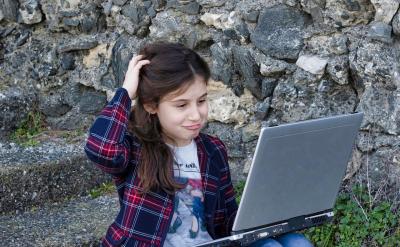 处理好常规考题与创新试题的关系。全国课标...