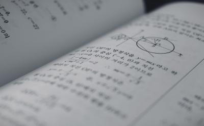 孩子也是世界上最有智慧的高等生物，他们幼...