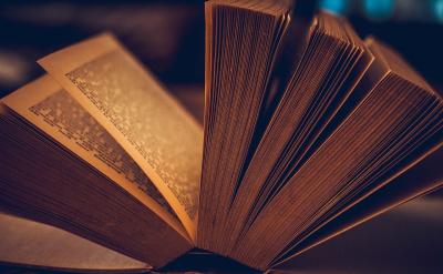 地球内部可以分为三层:地壳、地幔和地核。...