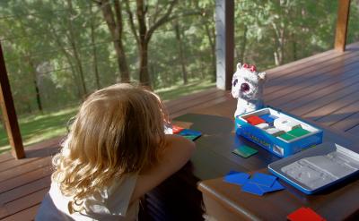 “创设情境的学习,不仅可以激发学生的兴趣...