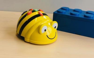 进入现代,随着科学技术的进步,注记的设计...