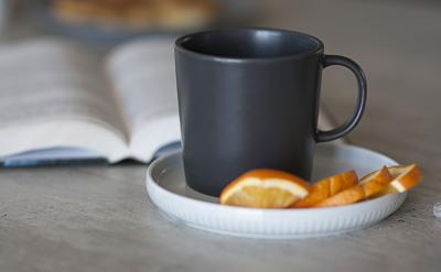 课下可以多听写一些基础的知识点和化学反应...