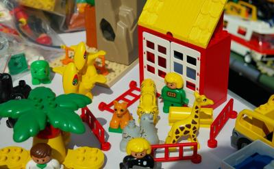 ③矛盾就是对立统一,每个人都有优点和缺点...