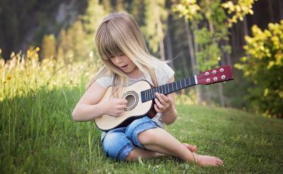 甄兴娣老师谈到:在教学中,努力吸取高效课...