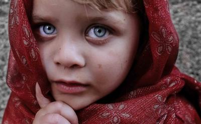 金钱不是一切,这世上还有信用卡可用. 