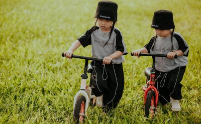 寂寞寒夜中难得的喜悦与兴奋。