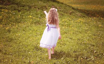 培根说过:“习惯真是一种顽强的力量,它可...