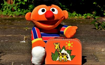 20、当距离不再是距离的时候,我们一定会相...