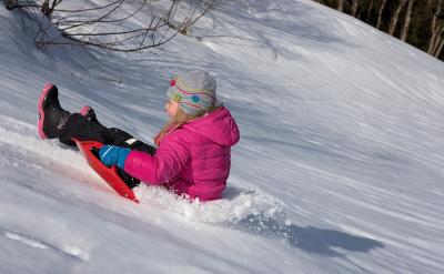 我们的学生整体基础较差，我们只能稳住大部...