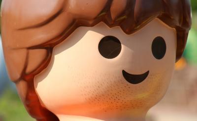 1. 推翻了清朝统治:经过一系列的战斗和谈...