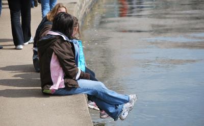 - “except”用于从整体中排除一部分,强调...