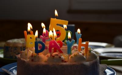 A和B有很多相似处。