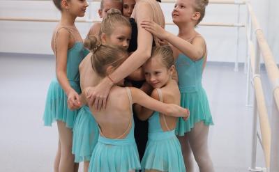 不要一味地去后悔，去质问自已为什么没有早...