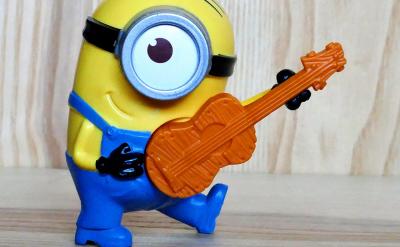 二、课堂教学中多媒体技术全面代替传统教学...