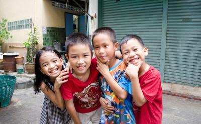 13. 春水初生，春林初盛，春风十里，不如你...