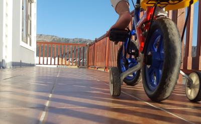 affluence n.充裕,富足