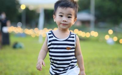 篇4：八年级政治课程：网络交往的第六课