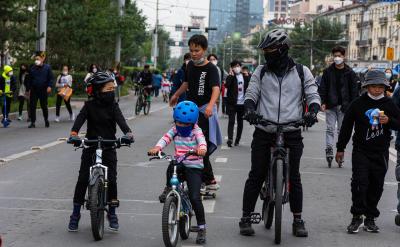 为了我们的学生,为了你们的孩子能取得优越...