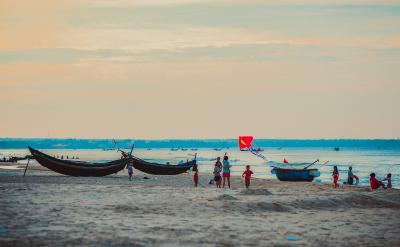 (d) exposing false values.