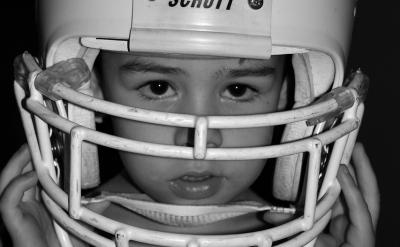 电压表是一种用于测量电路中电压的仪器。正...