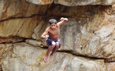 带着家人的期望和友人的鼓励,我怀着忐忑走...