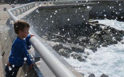 如果我能给予她们任何东西的话,我要给她们...