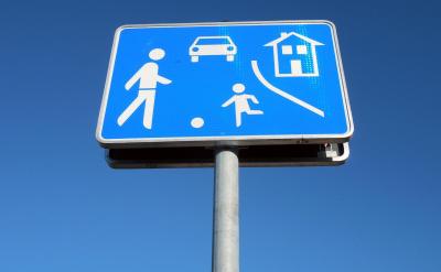 但是,他们为了我,雷打不动地硬撑着。