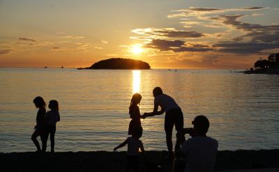 ʦ˼һ£ʫдʲôڵ...