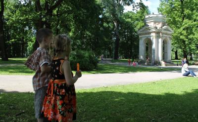 19.催化剂:在化学变化里能改变其它物质的...